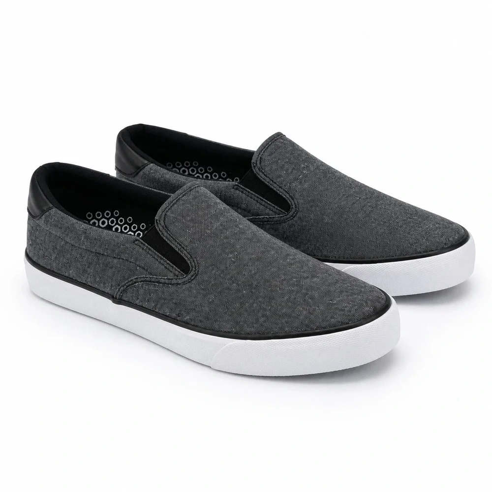 Lugz Clipper Men's Size 12 Gray White Canvas Slip-On Sneakers Casual Shoes New